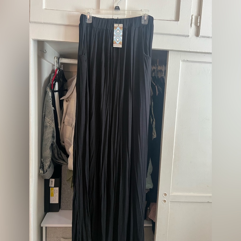 Boohoo long maxi skirt/ plus size/ new